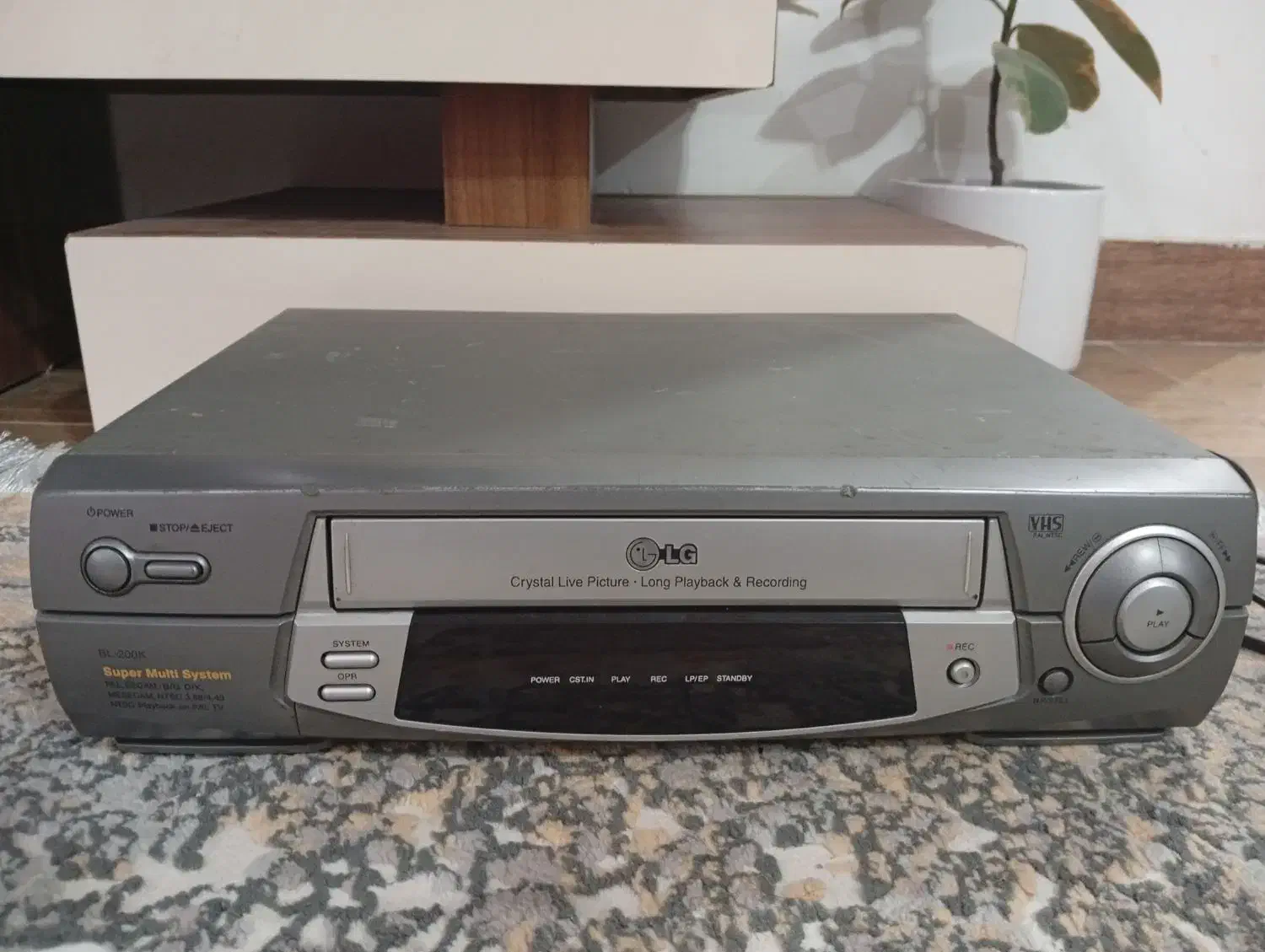 دستگاه ویدیو مدل LG|پخش‌کننده DVD و ویدیو|صومعه‌سرا, |دیوار