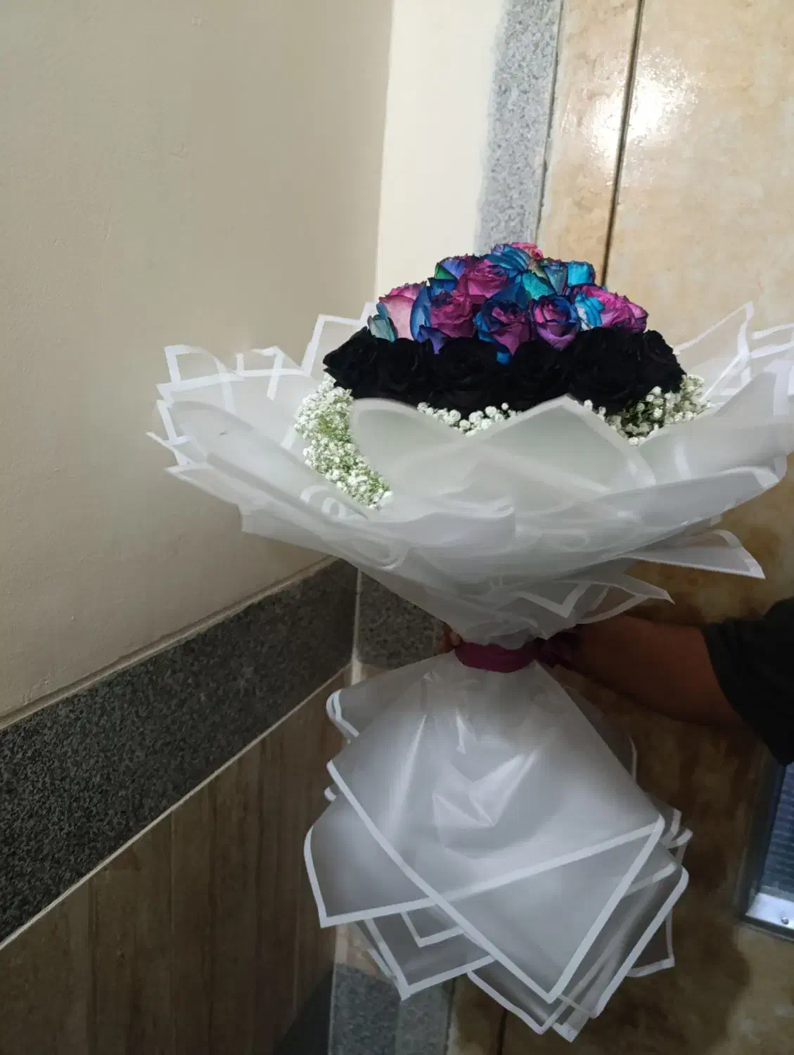 دسته گل طبیعی|گل و گیاه طبیعی|ری, صفاییه (چشمه علی)|دیوار