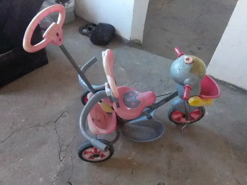 سه چرخه کودک|اسباببازی بچه|مریوان, |دیوار