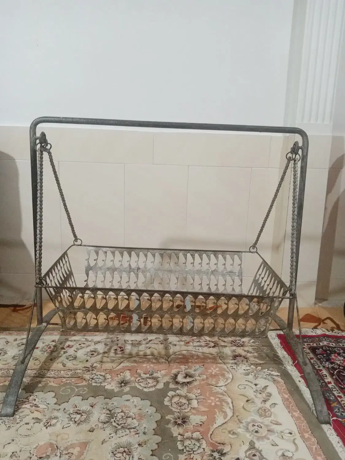 گهواره و کالسکه و روروئک|کالسکه و لوازم جانبی|آشخانه, |دیوار