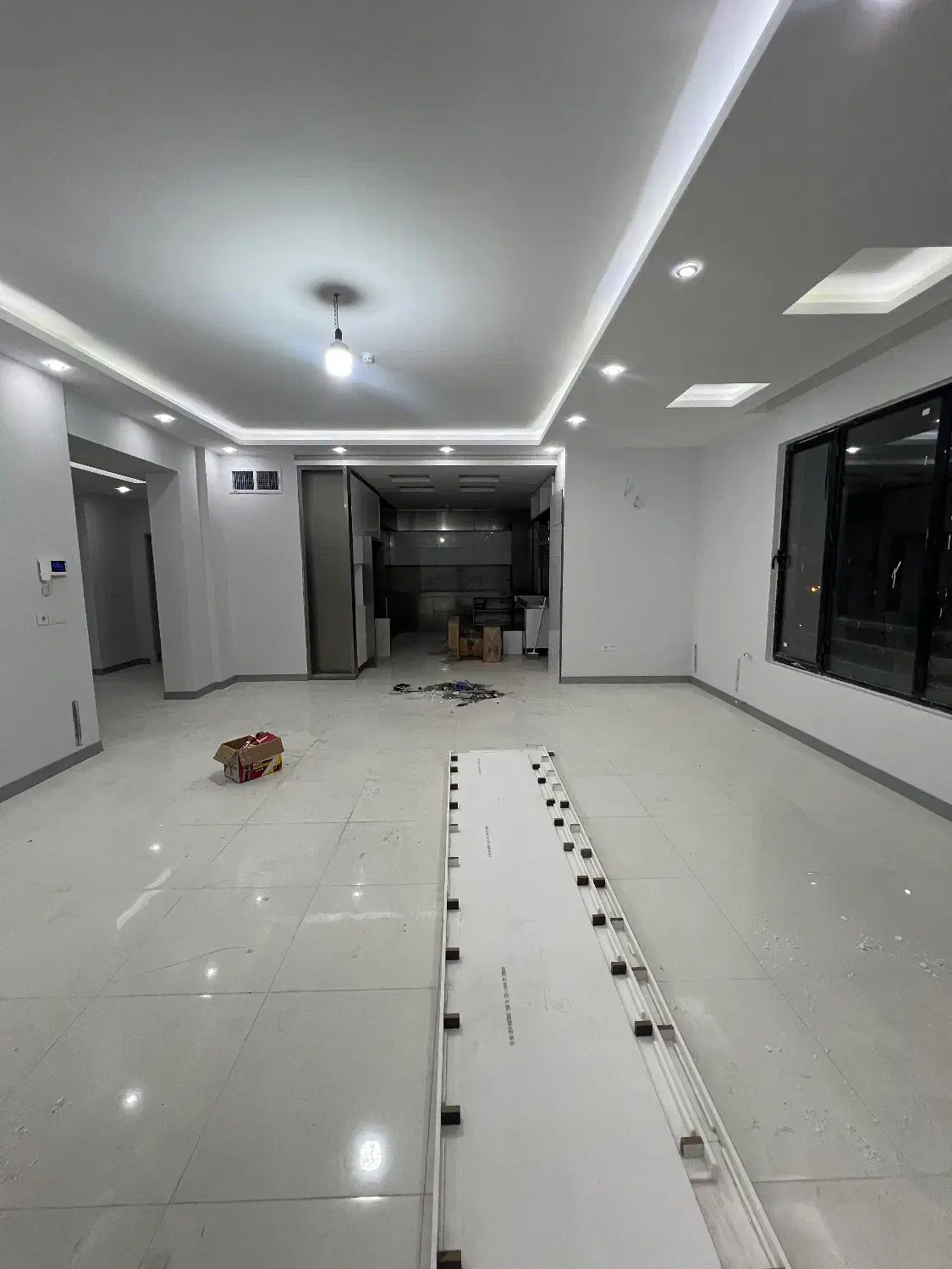 بلوارجمهوری،بلوار هدایت،شخصی ساز،کلید نخورده،۳خواب|فروش آپارتمان|کرمان, |دیوار