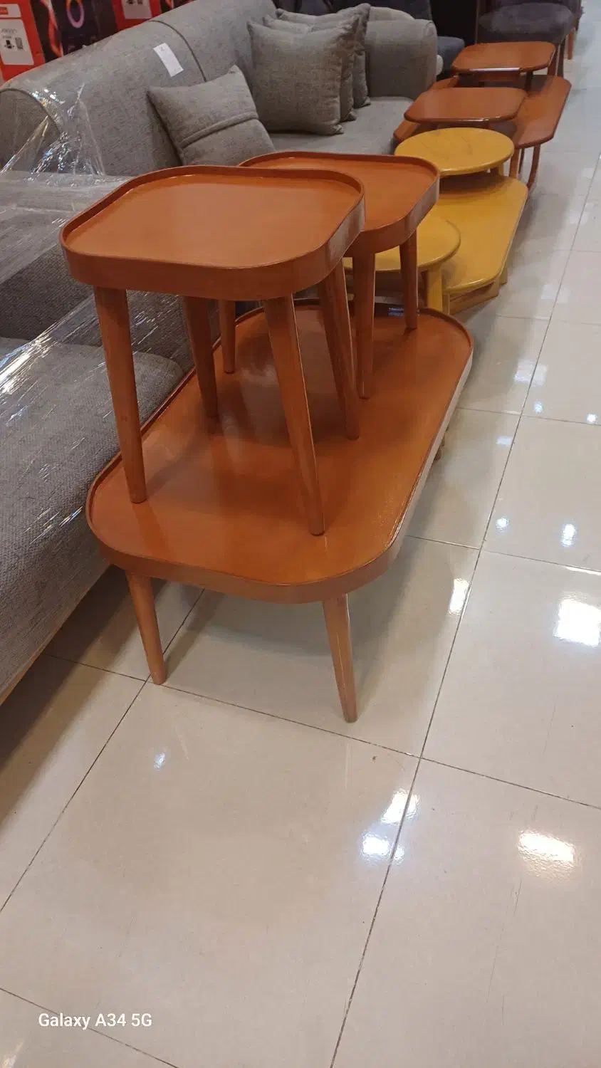 جلومبلی مدل  لورنزو مبل نهارخوری صندل|مبلمان خانگی و میز عسلی|اردبیل, |دیوار