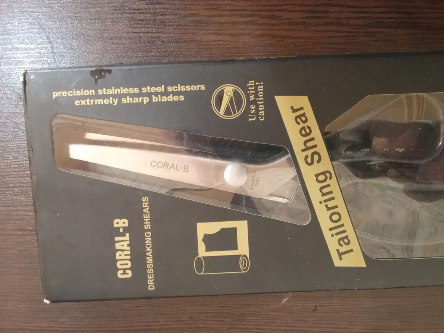 قیچی برش|لوازم خیاطی و بافتنی|بندر انزلی, معلم|دیوار