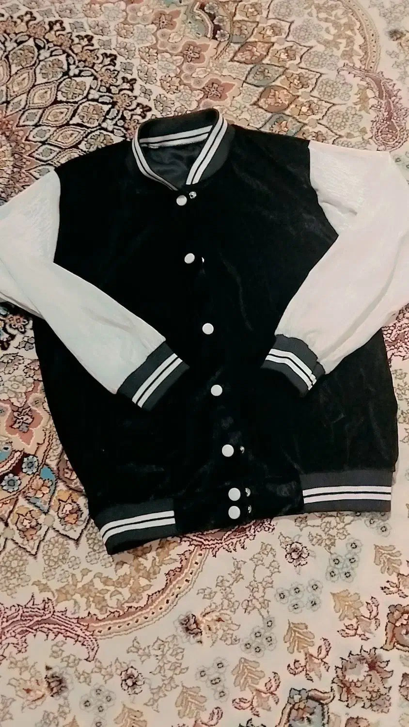 مقداری لباس نونو|لباس|خرم‌آباد, |دیوار