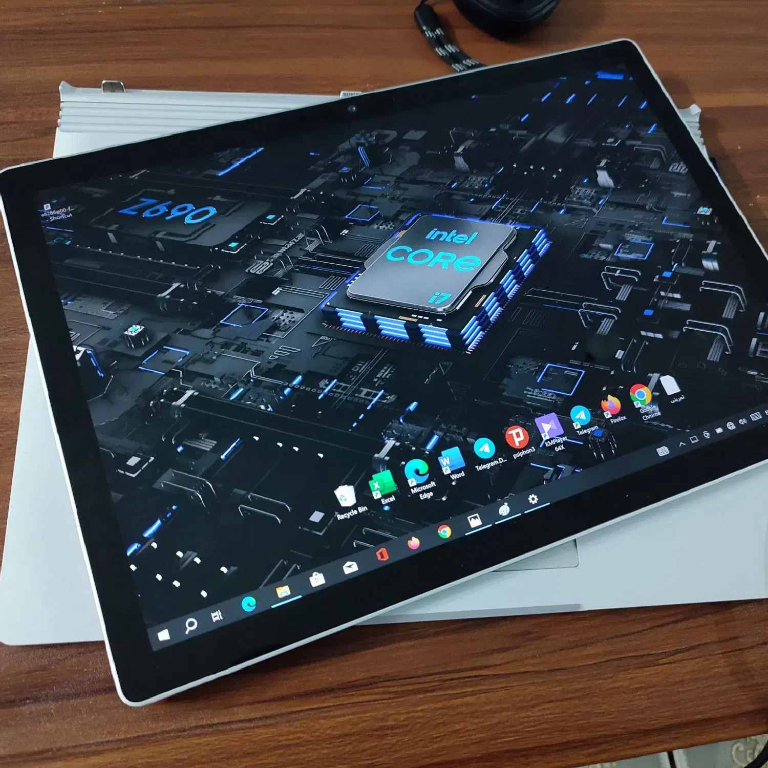 surface book 2 ،گرافیک دار ، core i7 ،تاچ 4k|رایانه همراه|یزد, |دیوار