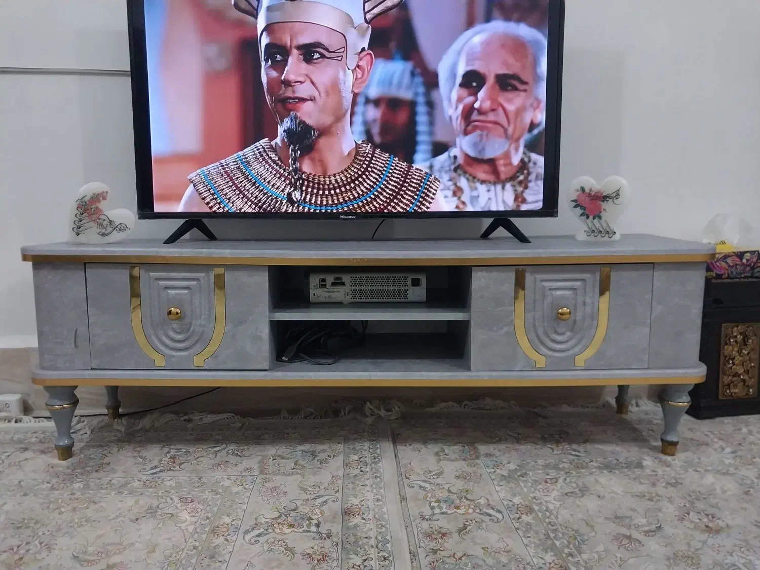 میزتلوزیون  نو وتمیز|میز تلویزیون|آبادان, |دیوار