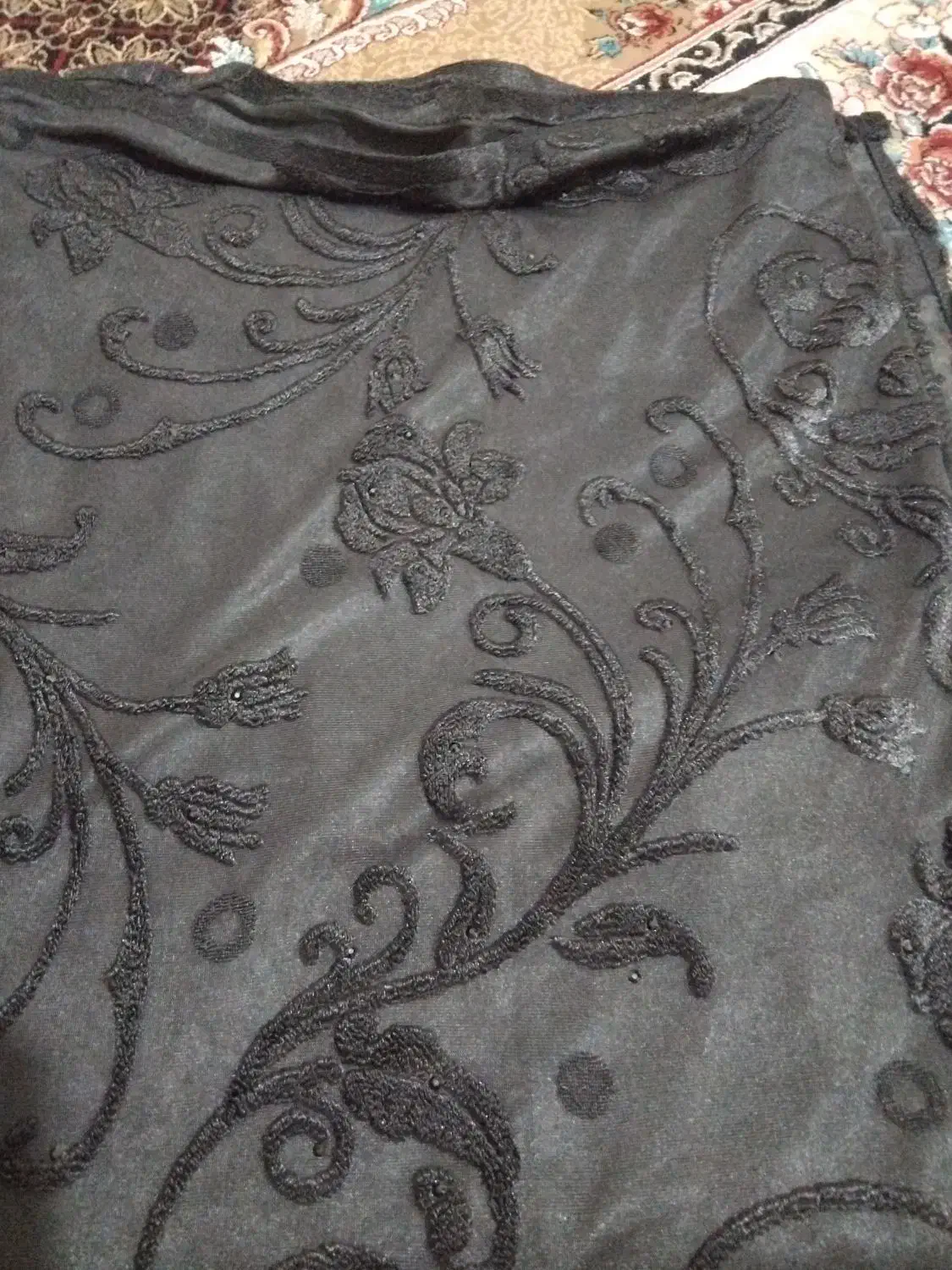 چادرمشکی|لباس|گلبهار, شهر جدید گلبهار|دیوار