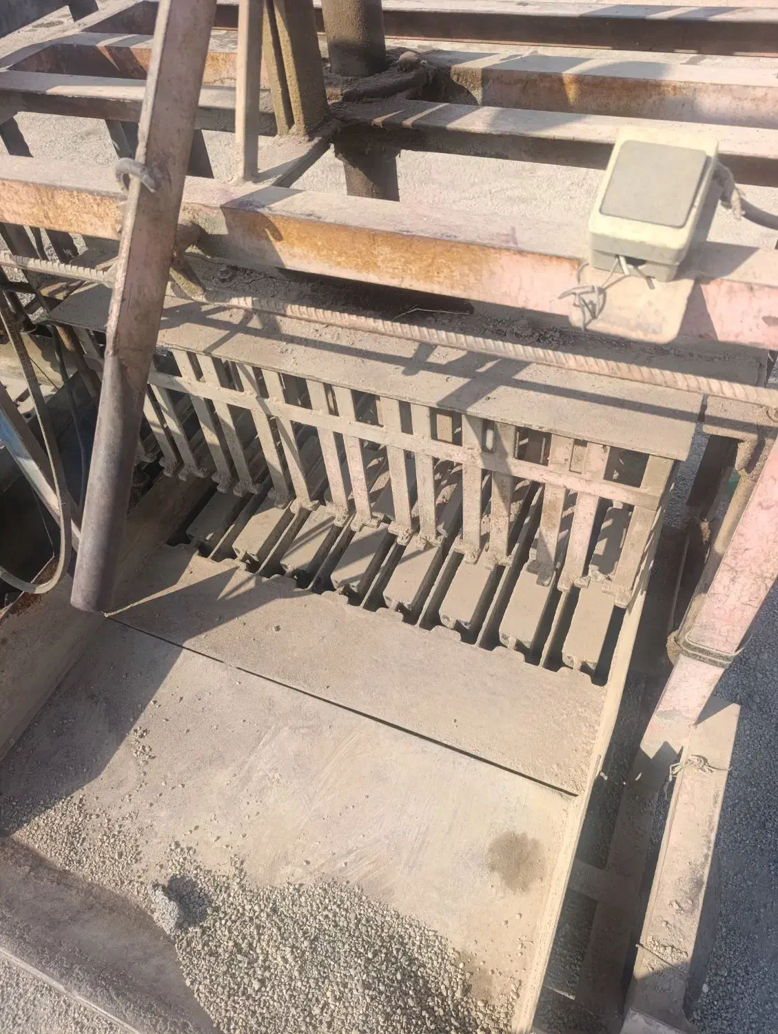 دستگاه بلوک زنی ۱۰|مصالح و تجهیزات ساختمان|پیشوا, |دیوار