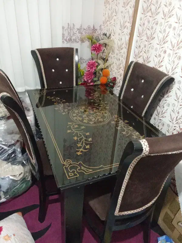 میز ناهار خوری ۴نفره|میز و صندلی غذاخوری|محمدیه-قزوین, |دیوار