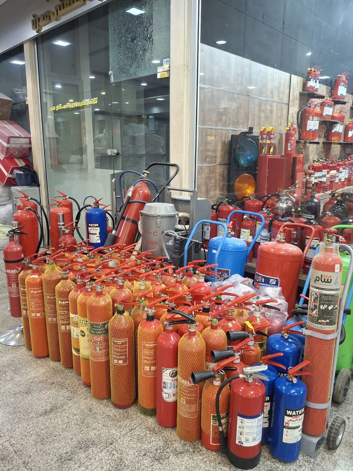 کپسول آتش نشانی co2 ۶ کیلویی آرمان سیلندر زیر قیمت|ابزارآلات|تهران, گمرک|دیوار