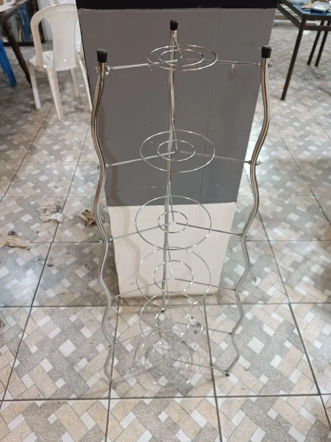 جا قابلمه ای|آبچکان و نظمدهنده ظروف|صحنه, |دیوار