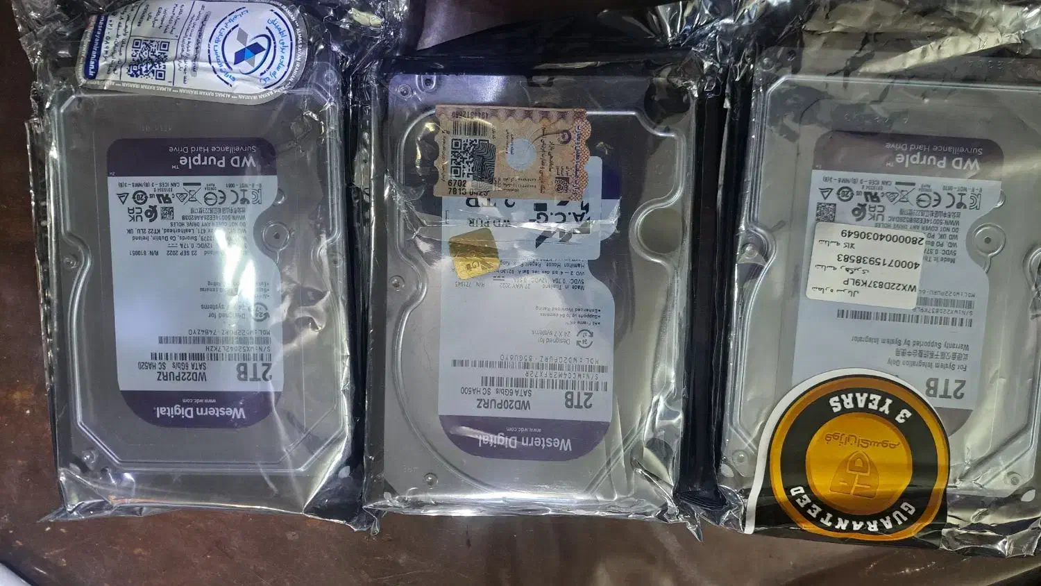 مانیتور ۱۷ اینج|قطعات و لوازم جانبی رایانه|زنجان, |دیوار