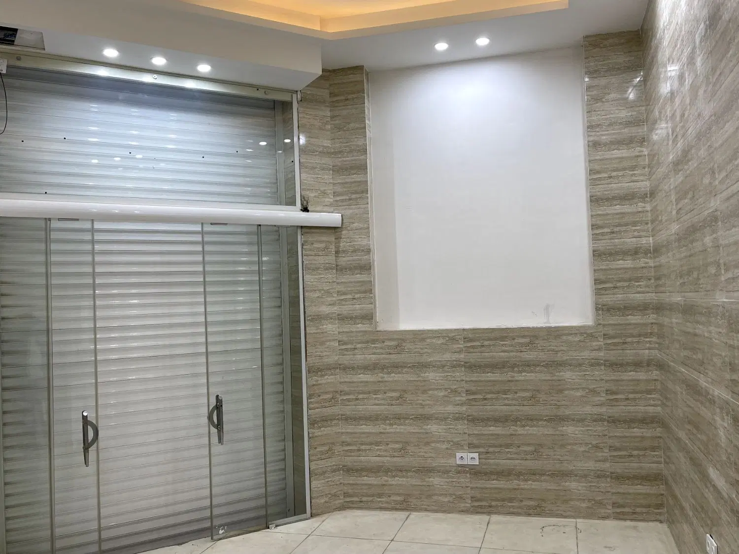 اجاره|اجارهٔ مغازه و غرفه|یزد, |دیوار