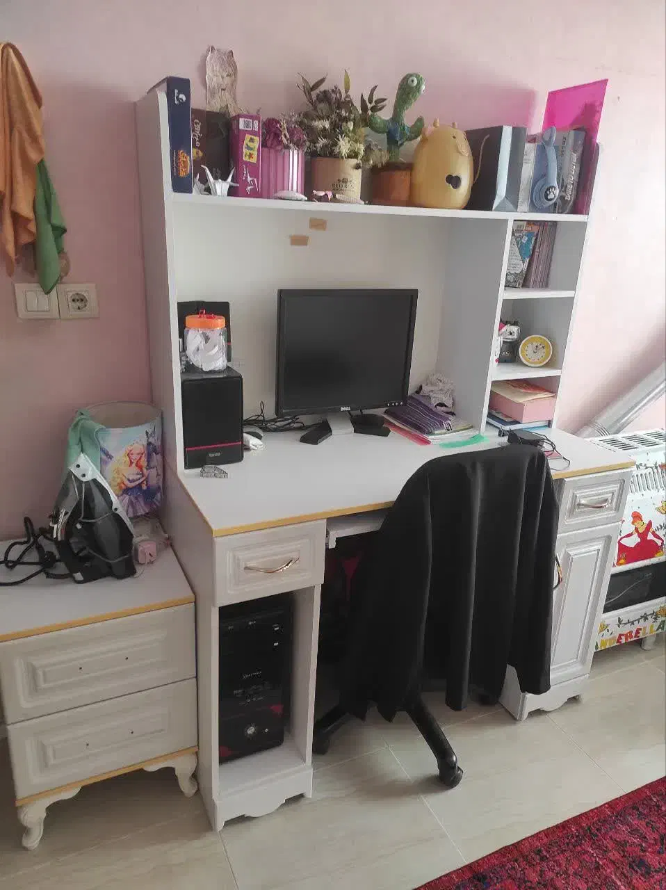 کمد /دراور/تخت خواب/میز تحریر یا میز کامپیوتر|تخت و سرویس خواب|بجنورد, |دیوار