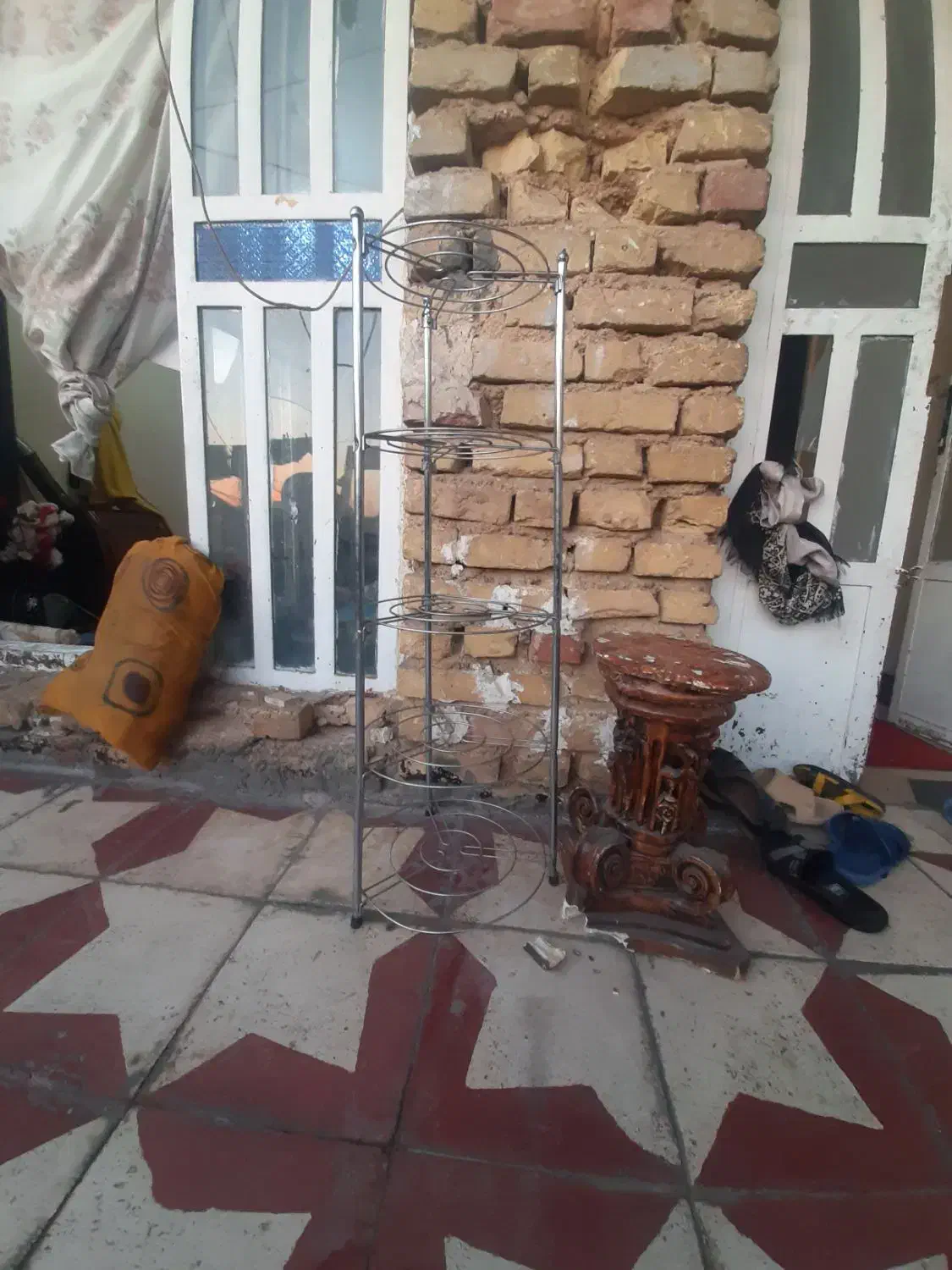 جا گلدانی استند|گل و گیاه طبیعی|شیراز, ریاستی|دیوار