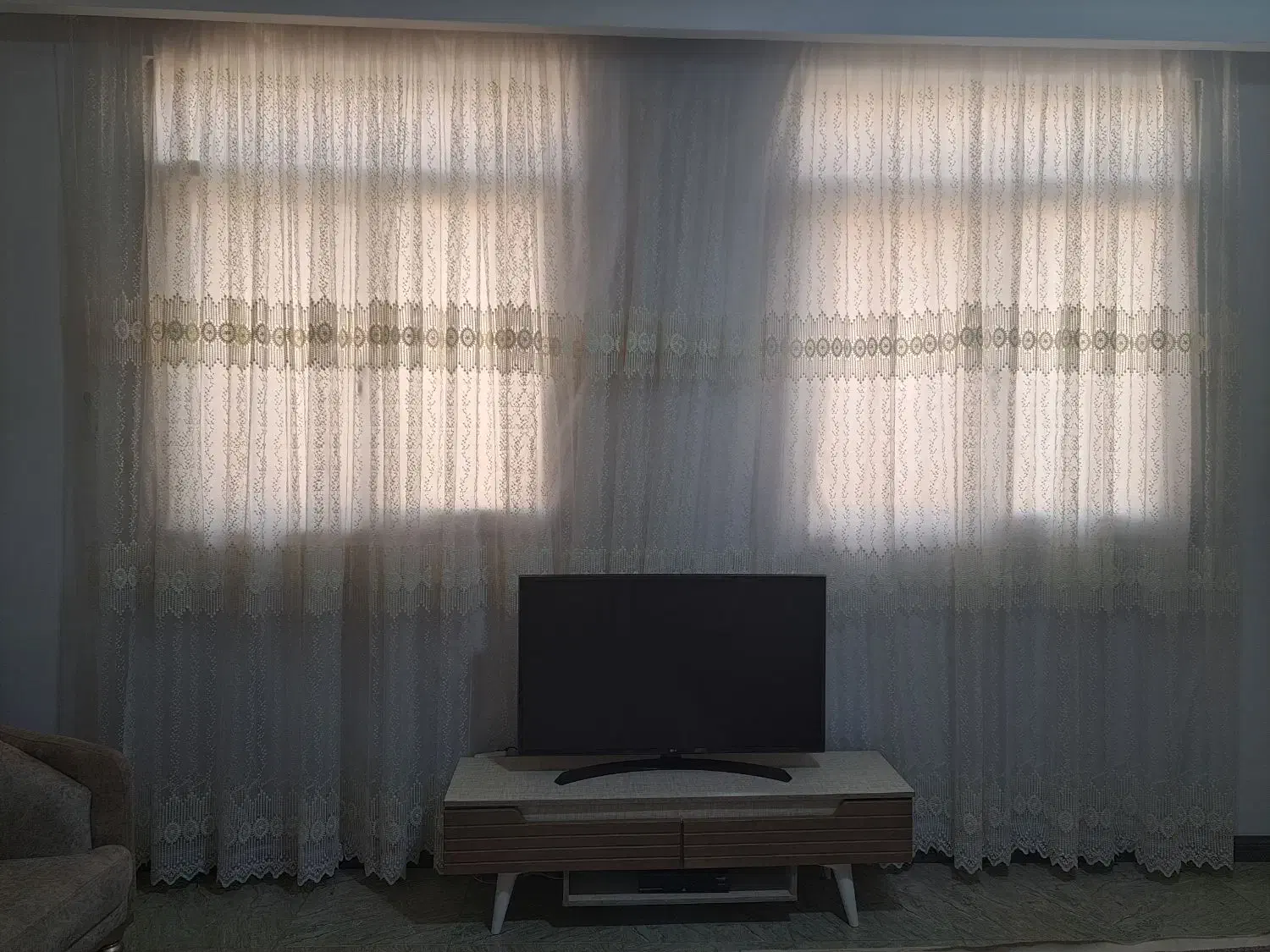 پرده|پرده، رانر، رومیزی|قدس, شهرقدس|دیوار