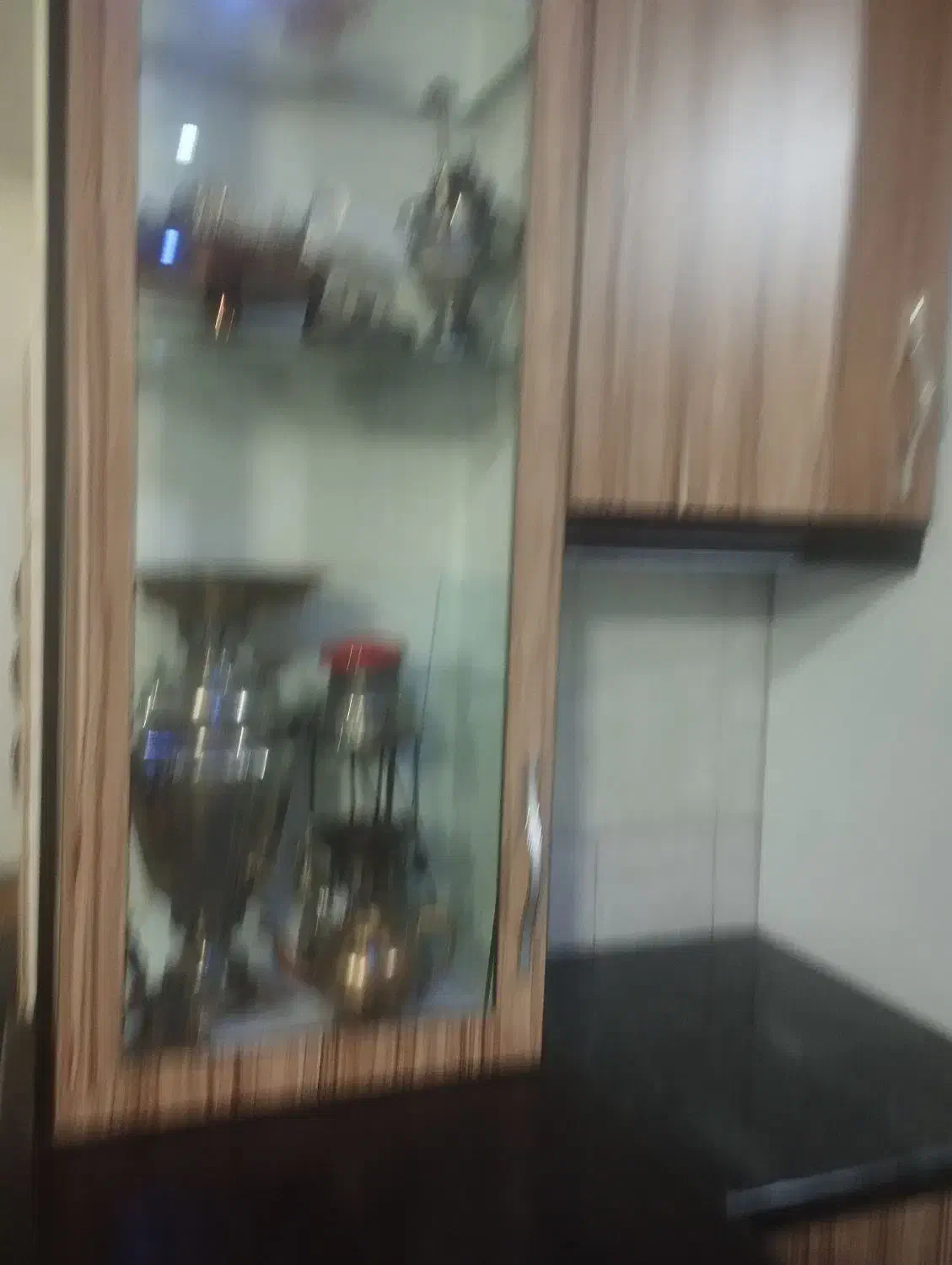 کابینت ام دی اف بدنه فلز حدودا ده متر|مصالح و تجهیزات ساختمان|زالیان, |دیوار