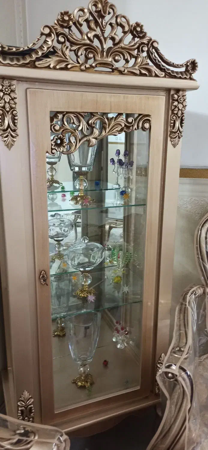 ویترین فروشی|بوفه، ویترین، کنسول|قم, باغ کرباسی|دیوار