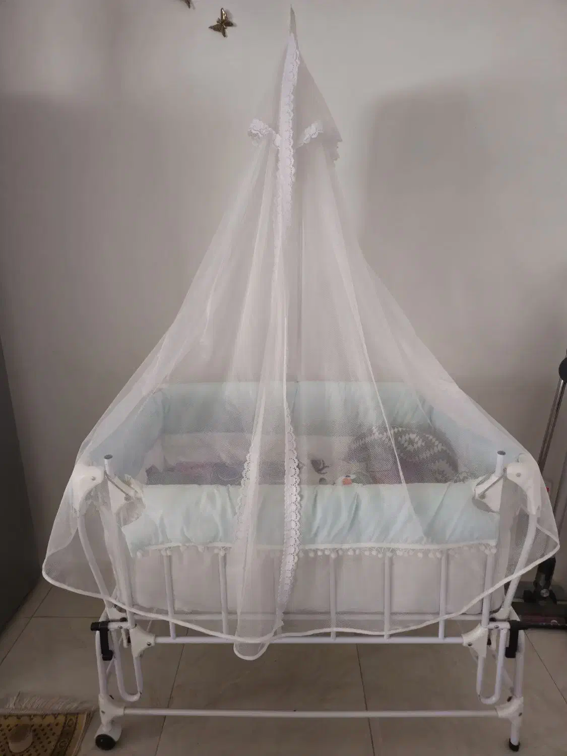 تخت نوزاد|تخت و صندلی بچه|محمدشهر, محمدشهر|دیوار