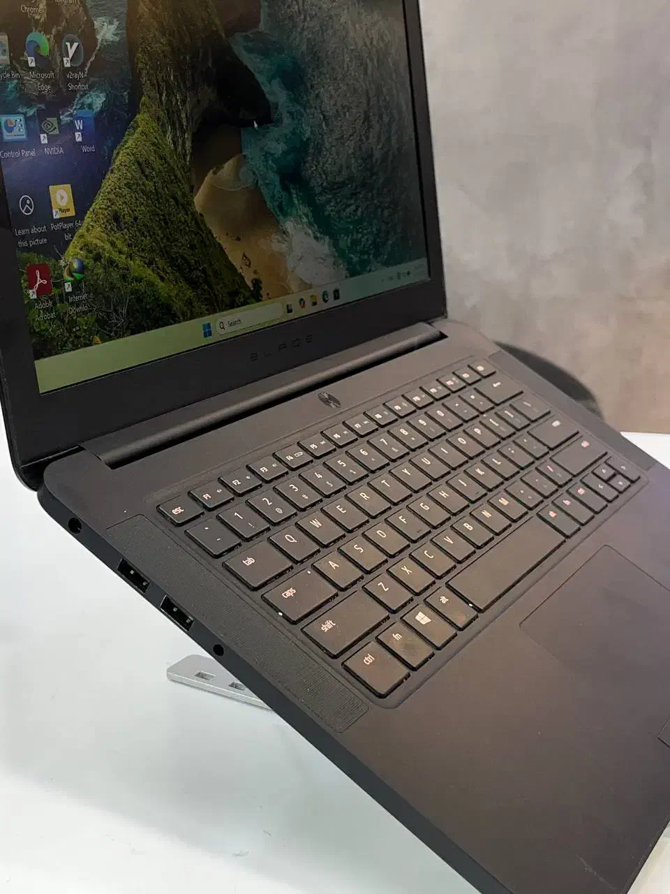 لپ‌تاپ گیمینگ RAZER با 6 گیگ گرافیک مجزا|رایانه همراه|گرگان, |دیوار