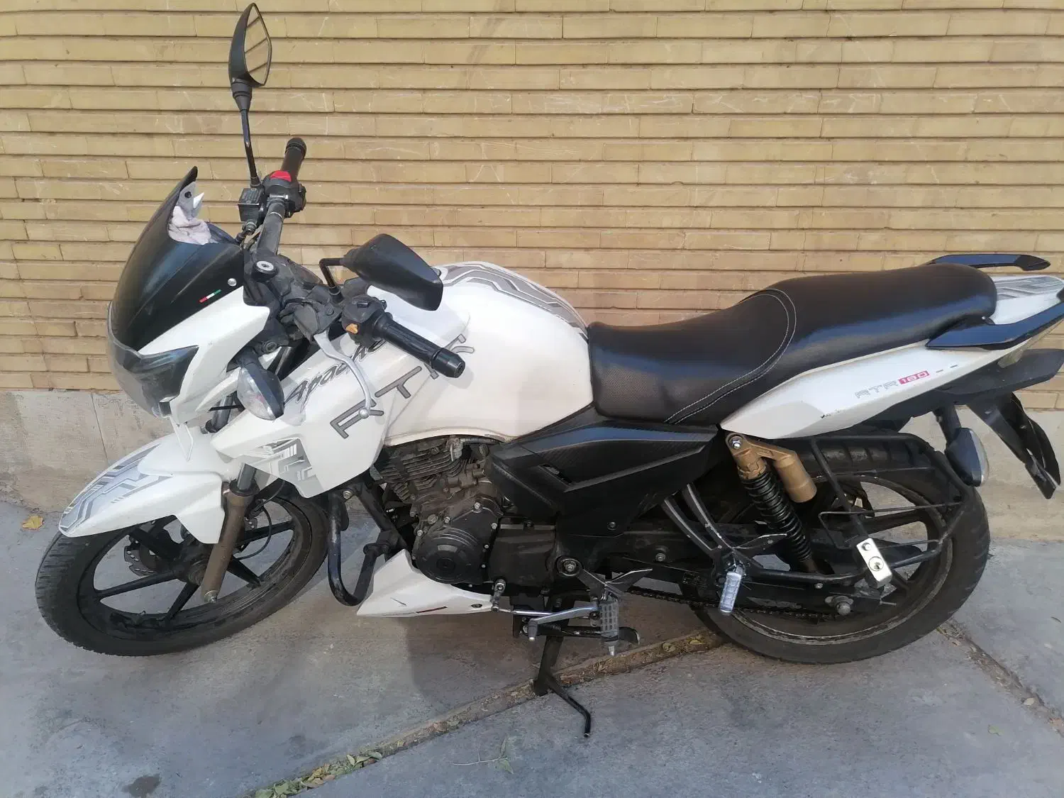 آپاچی 95 سفید|موتورسیکلت|تهران, شهرک پرواز|دیوار