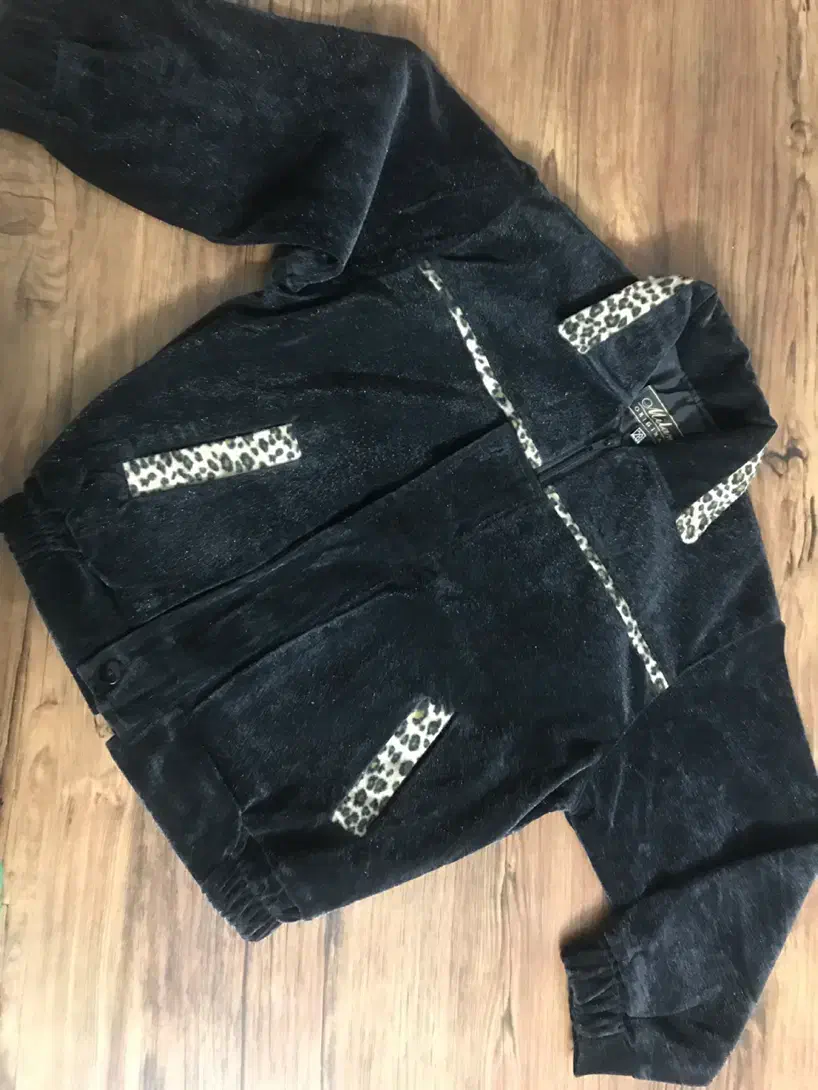 کت مخمل|کفش و لباس بچه|مشهد, سجاد شهر|دیوار