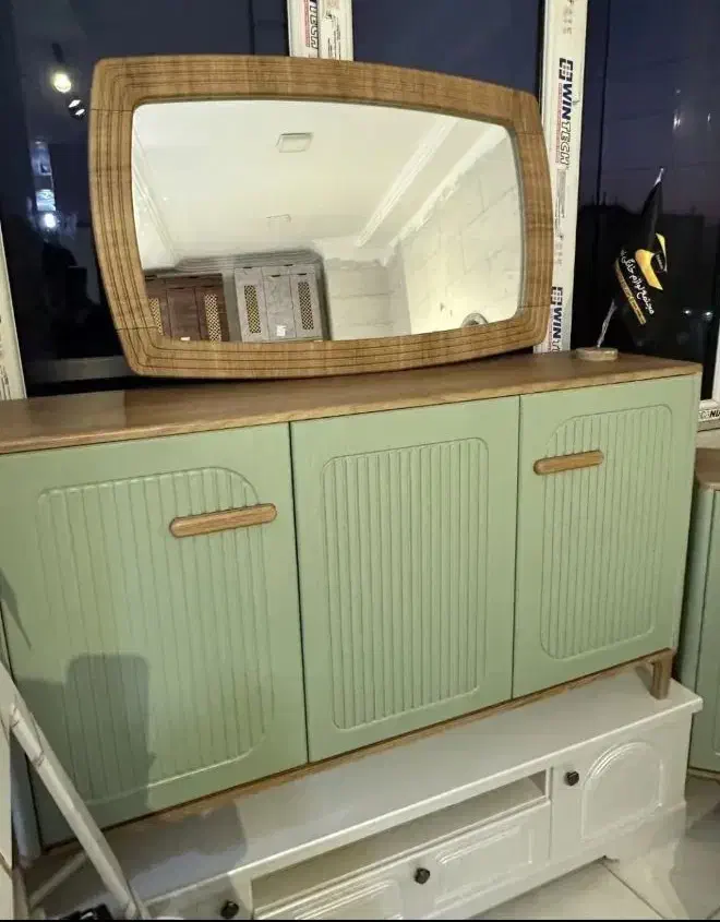 آینه کنسول سبز پسته ای زرکالا|بوفه، ویترین، کنسول|یاسوج, |دیوار