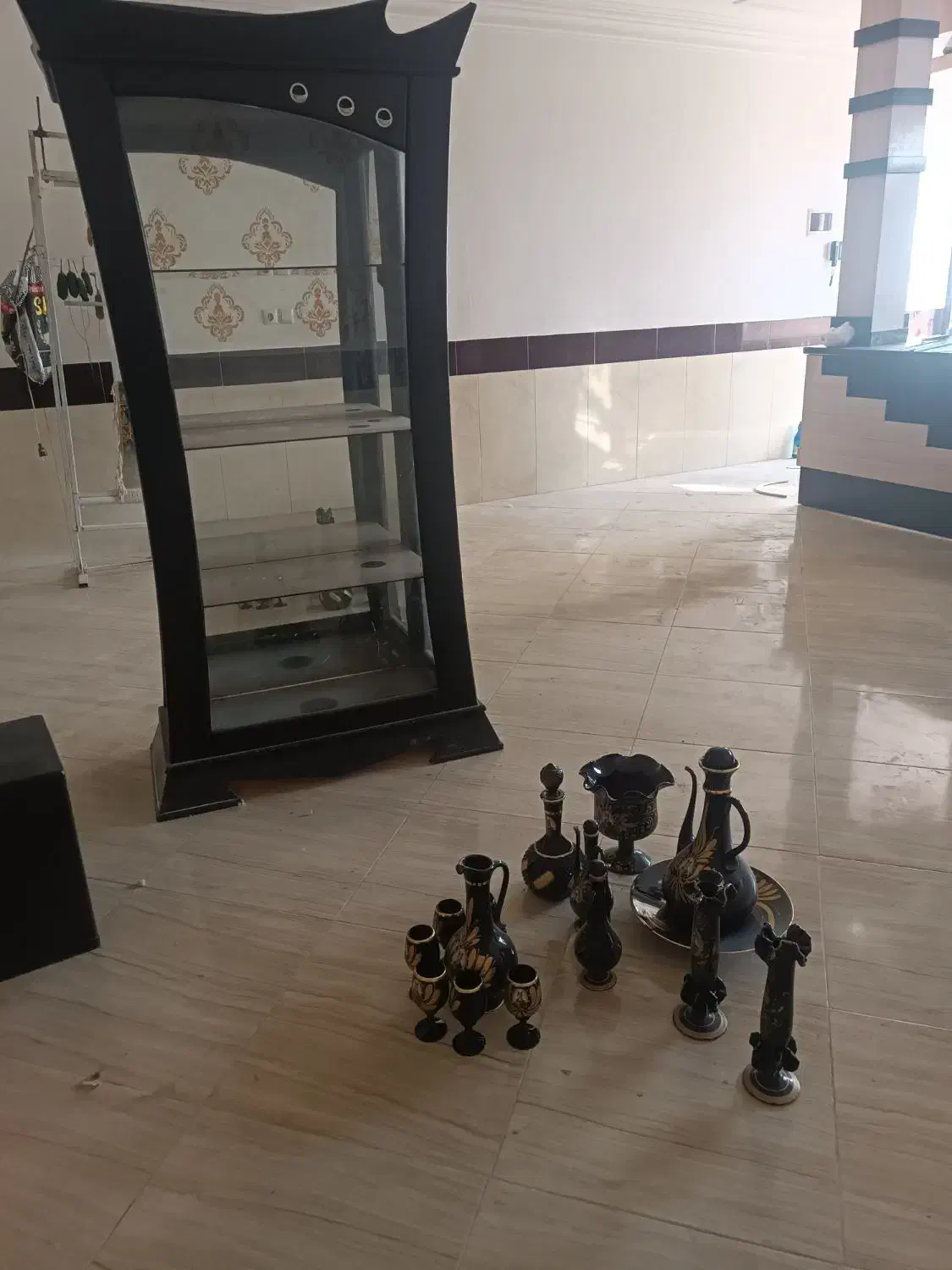 بوفه با تمام دکور|بوفه، ویترین، کنسول|بیرجند, |دیوار