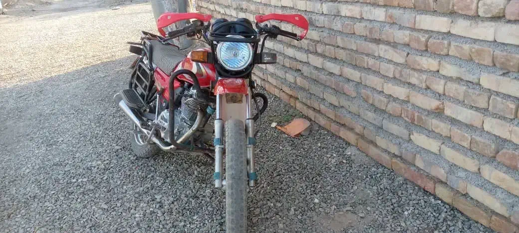 فروش فوری یک دستگاه موتور سیکلت|موتورسیکلت|ایرانشهر, |دیوار