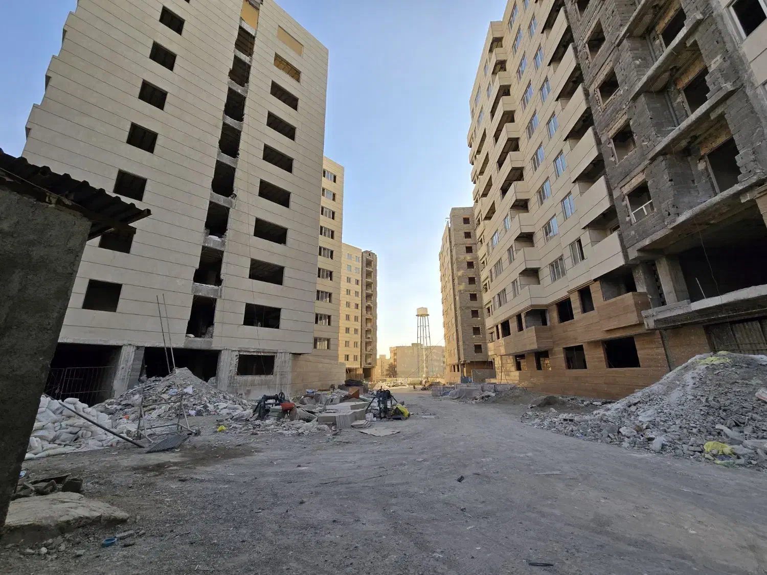 ۱۰۰ متر پروژه حکیم طبقه ۹ ویو غرب بدون مشرف|پیشفروش املاک|تهران, جوانمردان (اندیشه)|دیوار