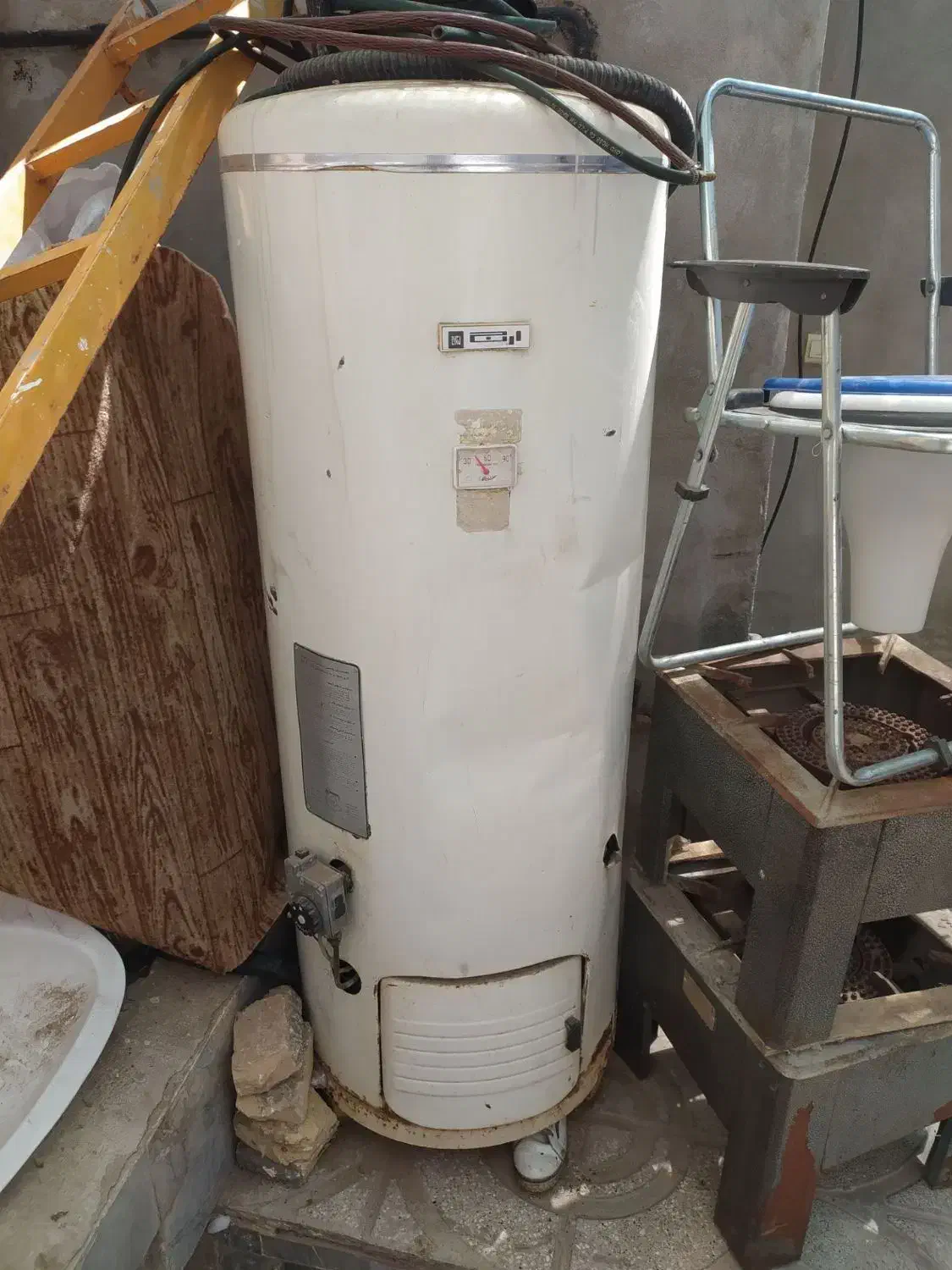 آبگرمکن|آبگرمکن، پکیج، شوفاژ|کاشمر, |دیوار