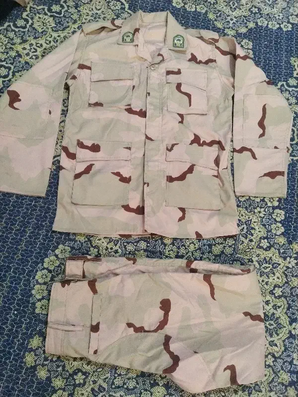 5دست لباس مرزبانی وپوتین44|لباس|کرمانشاه, |دیوار