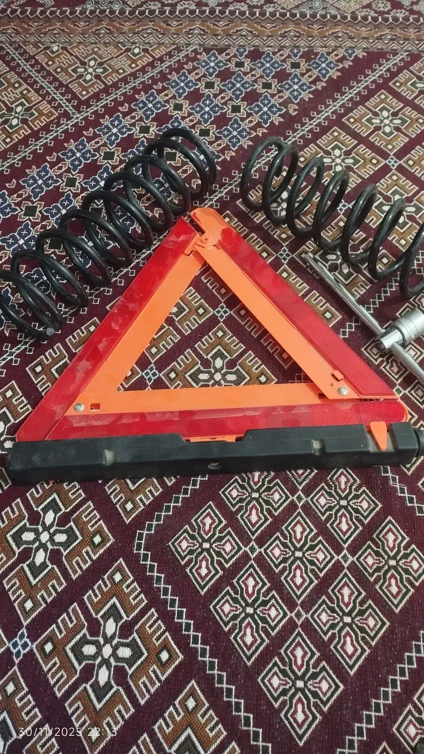 فنر لول پراید  مثلث خطر خودر هدلایت زنون  وبکس|قطعات یدکی و لوازم جانبی|زاهدان, |دیوار