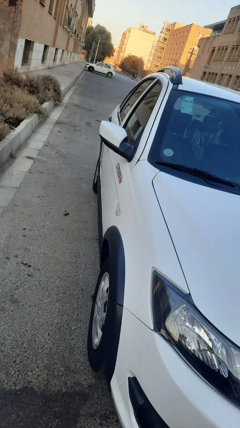 کوئیک سفید اس ۴۰۳ بیرنگ در حد|خودرو سواری و وانت|قم, عمار یاسر|دیوار