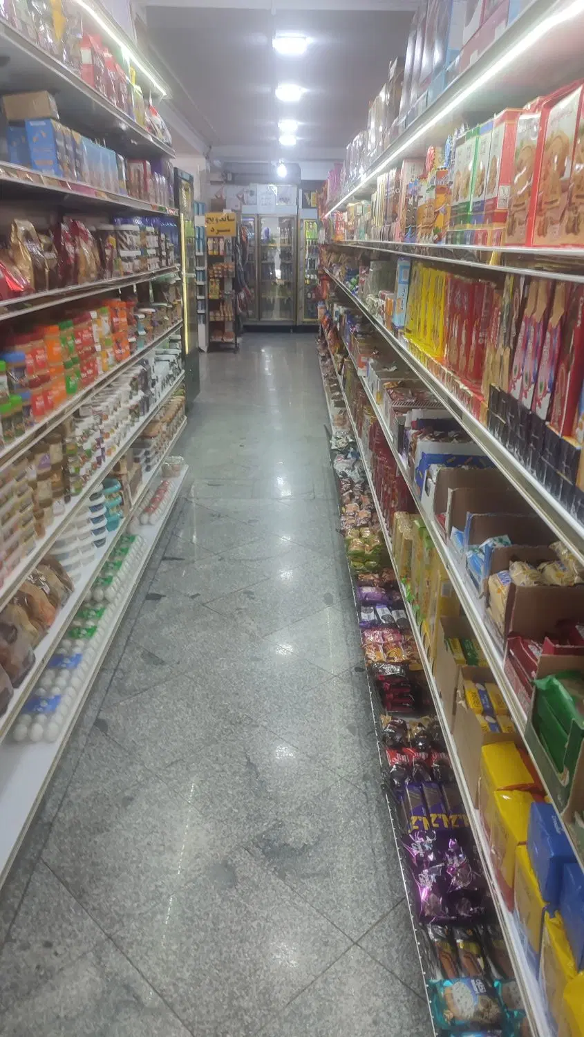 استخدام کارگر ساده برای هایپر مارکت|استخدام خدمات فروشگاه و رستوران|تهران, شهرک نفت|دیوار