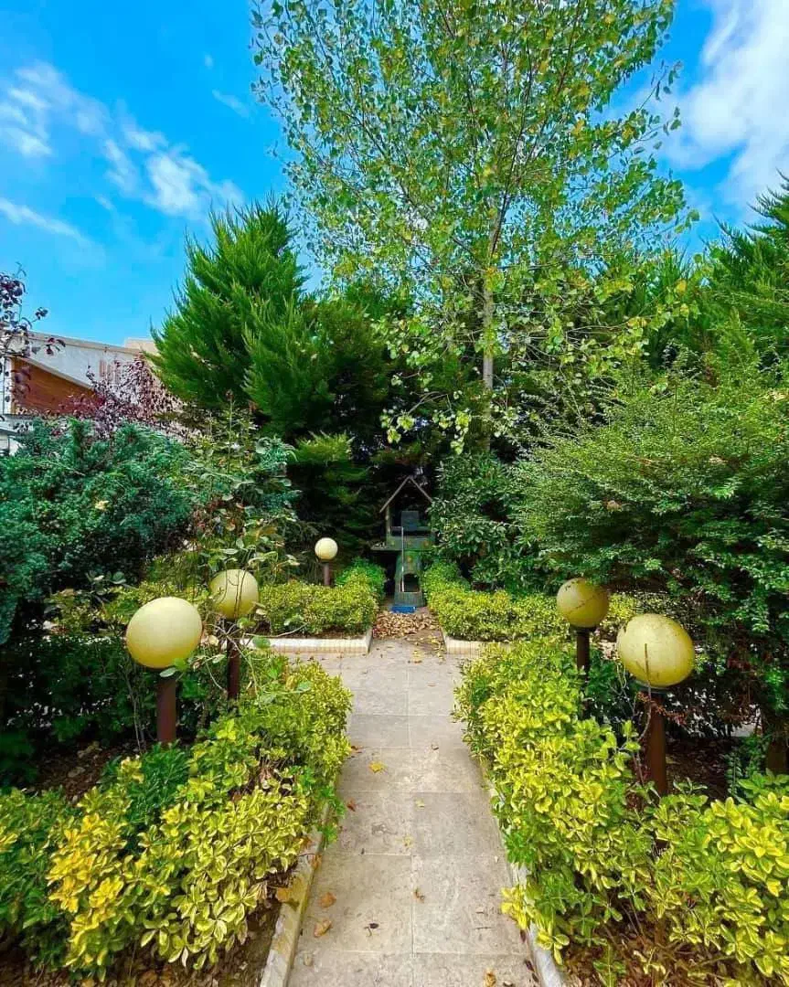 ویلا بسیار دلنشین/حیاط مشجر/بدون مشرف/تهاترباخودرو|فروش خانه و ویلا|امامزاده عبدالله, |دیوار