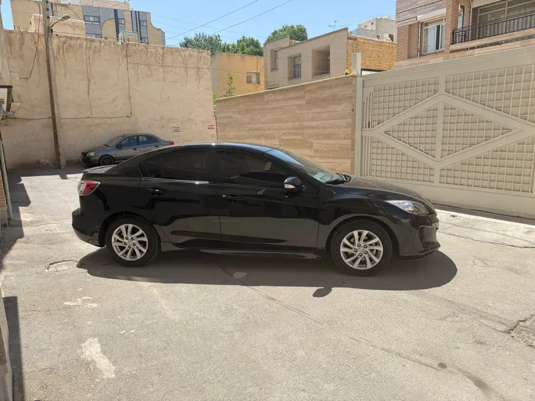 مزدا ۳ تیپ ۴|خودرو سواری و وانت|اصفهان, بهار آزادی|دیوار