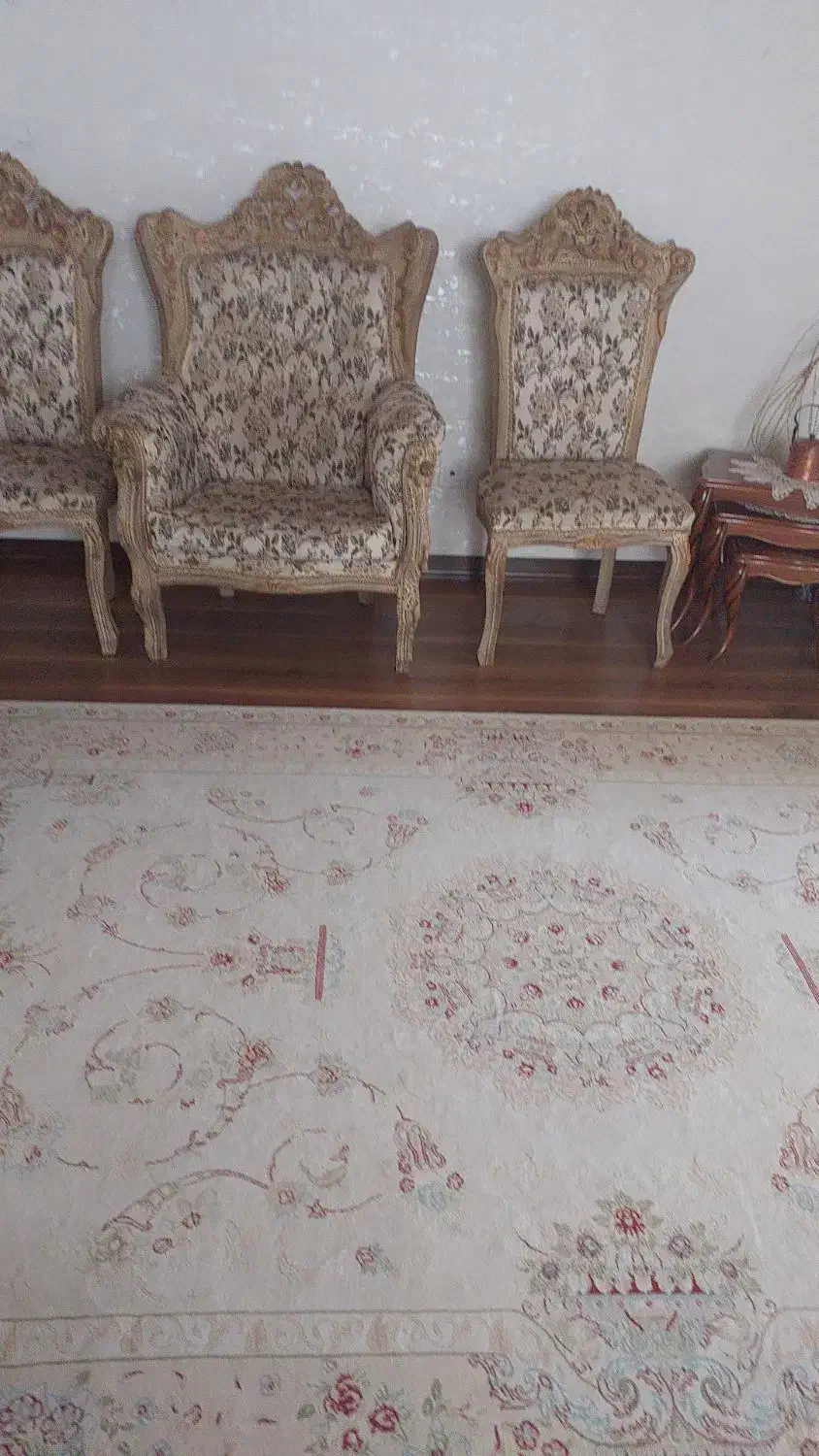 مبل سلطنتی ۹ نفره|مبلمان خانگی و میز عسلی|سرخرود, |دیوار