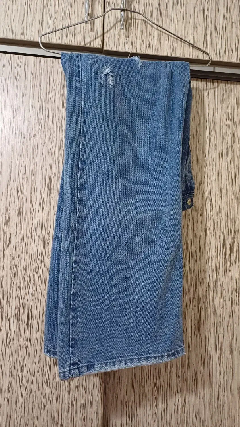 لباس|لباس|قائم‌شهر, |دیوار