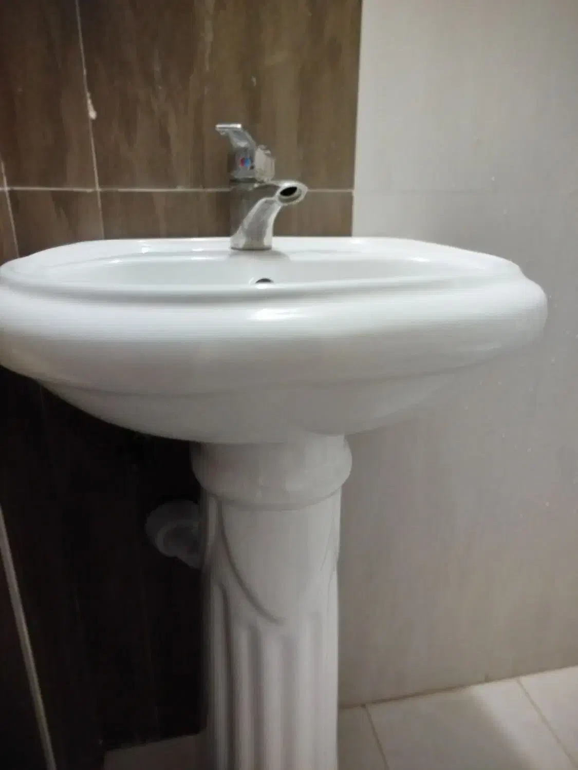 روشویی،پایه،و شر هرسه باهم|لوازم سرویس بهداشتی|اصفهان, بهارستان|دیوار