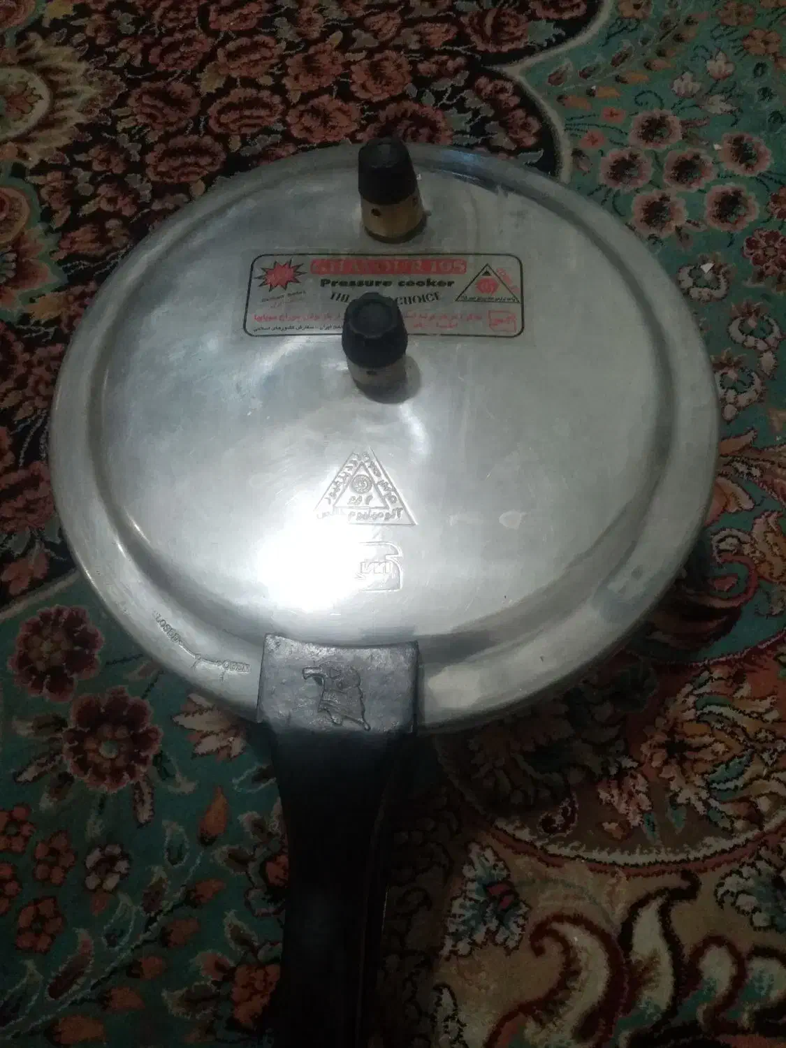 زود پز|ظروف پخت‌وپز|نظرآباد, مسکن مهر نظرآباد|دیوار