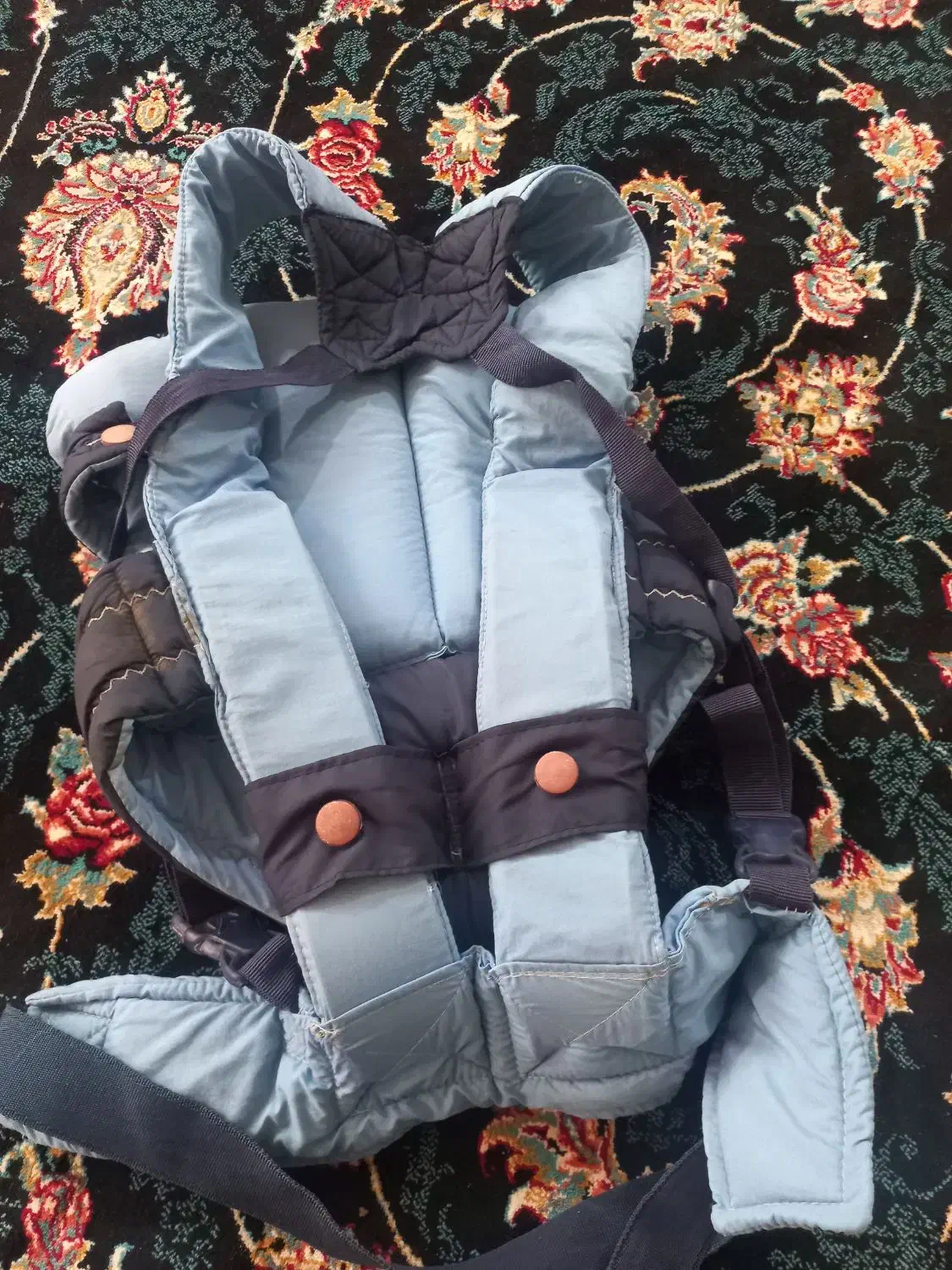 آغوشی کودک|کالسکه و لوازم جانبی|چهارباغ, |دیوار