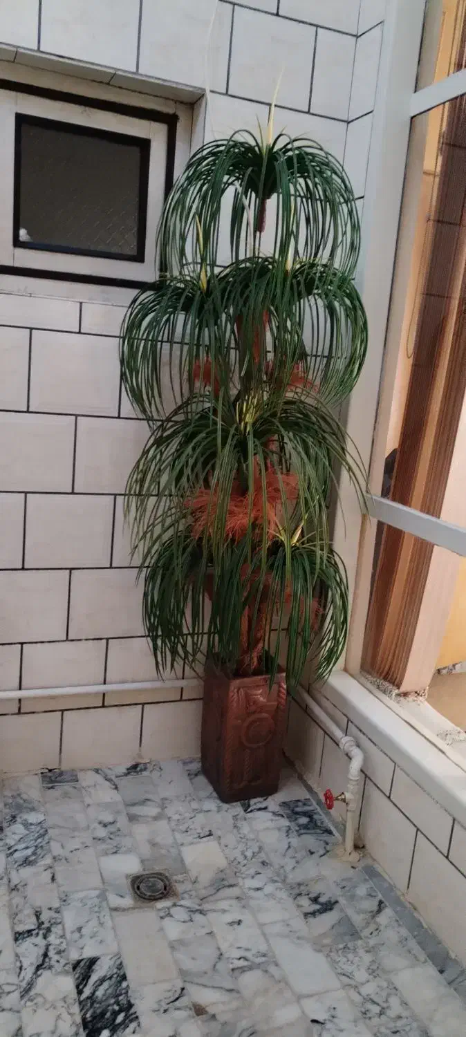 گل مصنوعی زیبا سالم بدون عیب درحد|گل مصنوعی|ملایر, |دیوار