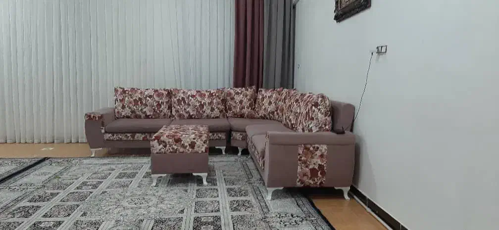 مبل. قیمت ۷ میلیون|مبلمان خانگی و میز عسلی|ایوان, |دیوار