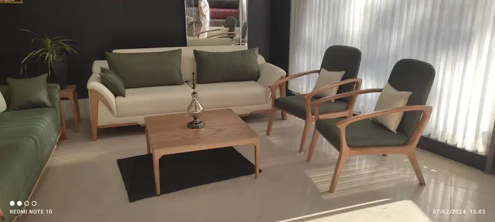 تعمیر و تولید انواع مبلمان راحتی کلاسیک و استیل|خدمات پیشه و مهارت|شاندیز, |دیوار