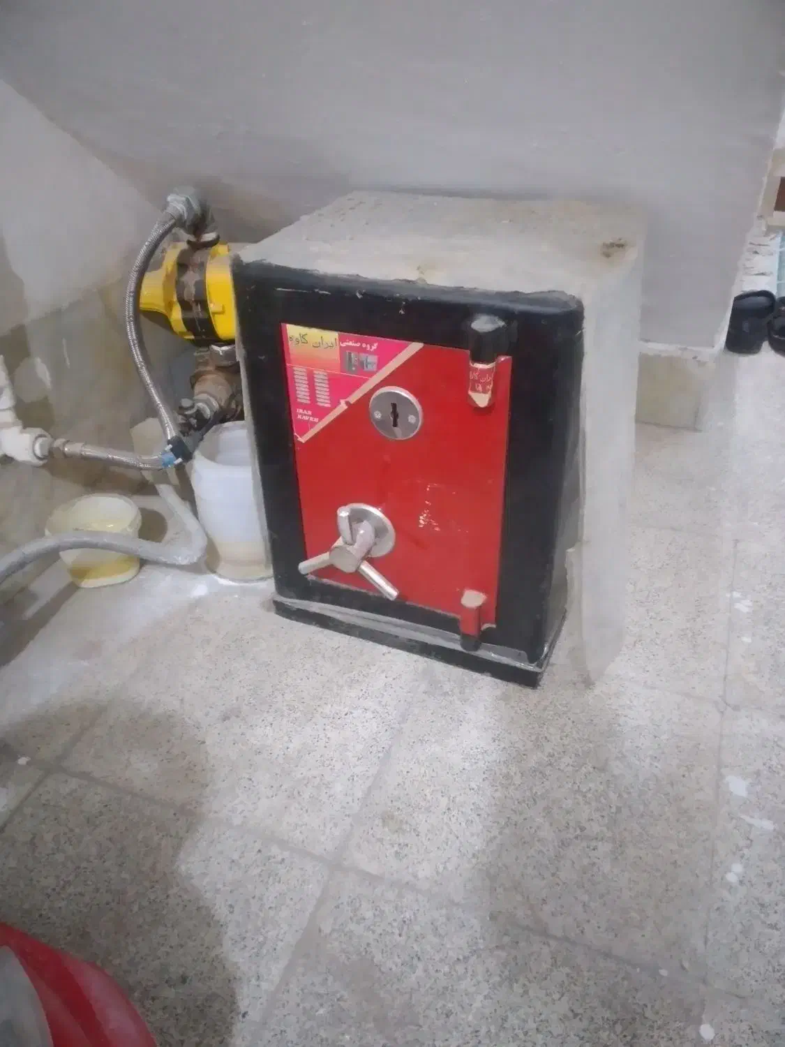 گاوصندوق ۶۰ کیلویی درحد|فروشگاه و مغازه|قرچک, داوود آباد|دیوار