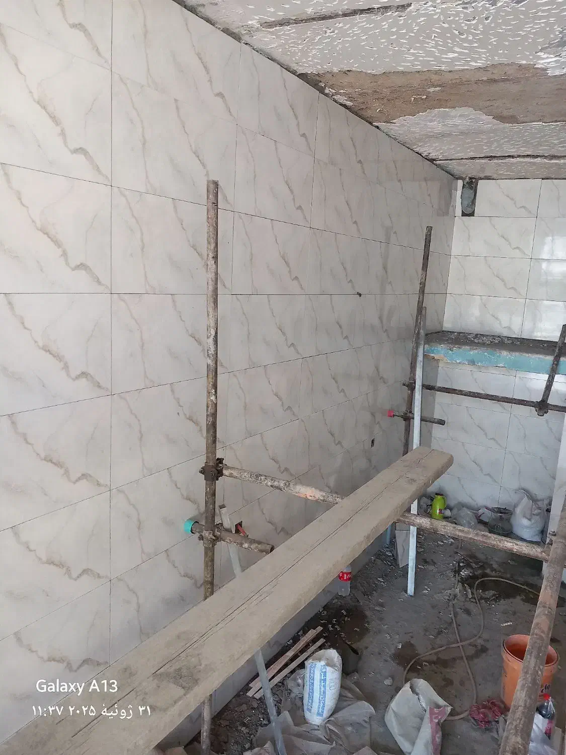 کاشی کاری و سنگ کاری و غیره|خدمات پیشه و مهارت|آزادشهر, |دیوار