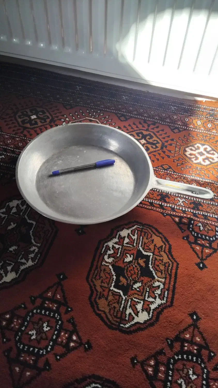 ماهیتابه ترکمنستان|ظروف پخت‌وپز|آزادشهر, |دیوار