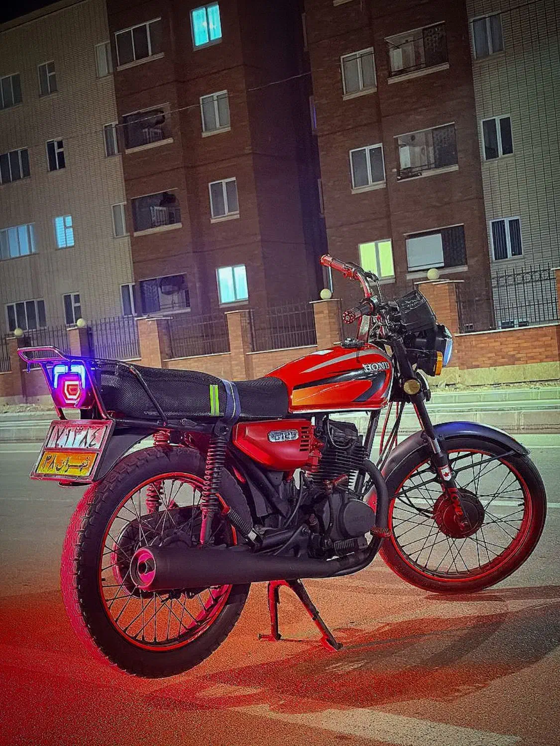 موتور تقویت|موتورسیکلت|قم, نیروگاه|دیوار