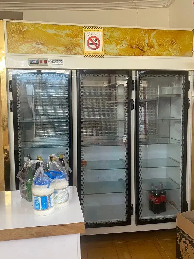 یخچال سه درب صنعتی|فروشگاه و مغازه|کاشمر, |دیوار